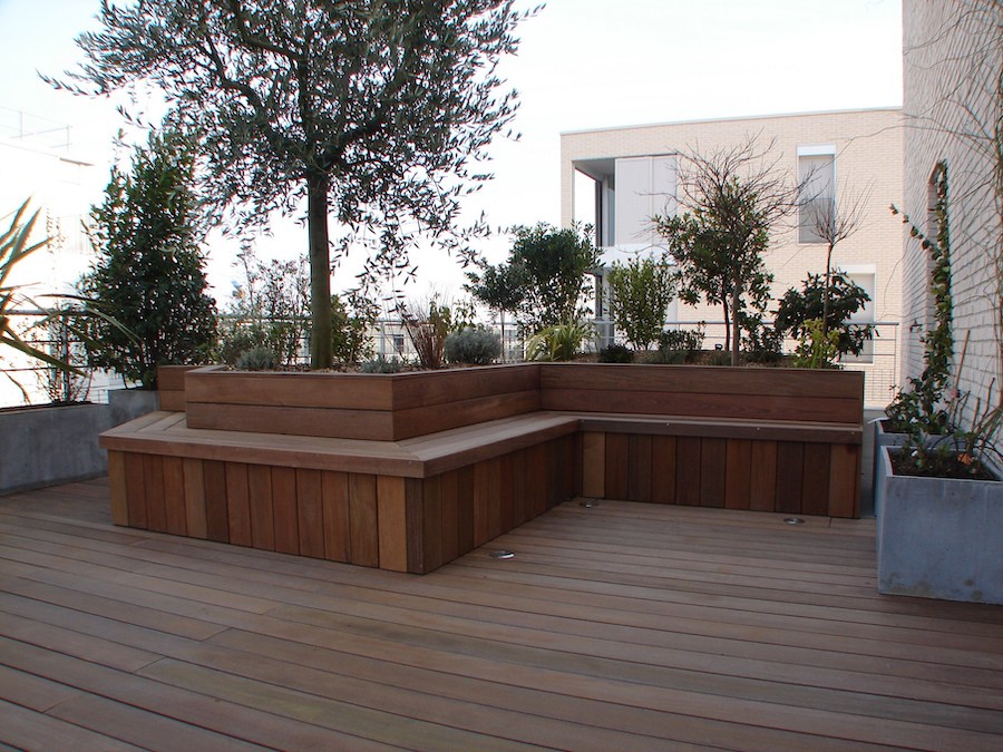 Terrasse bois sur toit étanche à Nantes