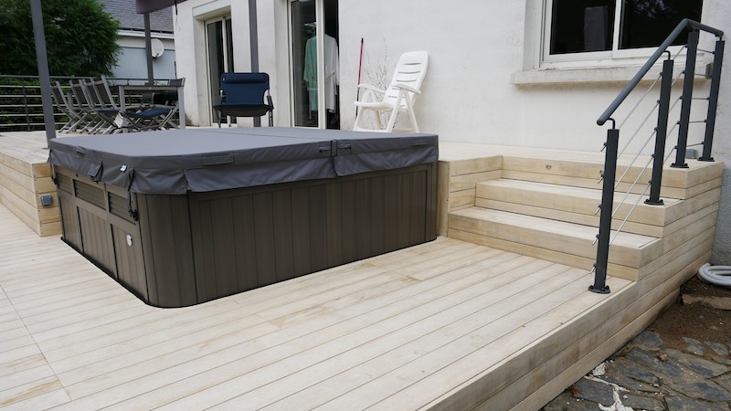 Terrasse sur sol dur à Nantes