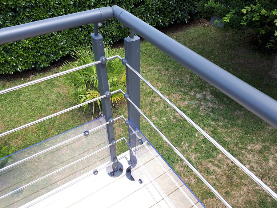 Terrasse sur poteaux à Saint-Herblain