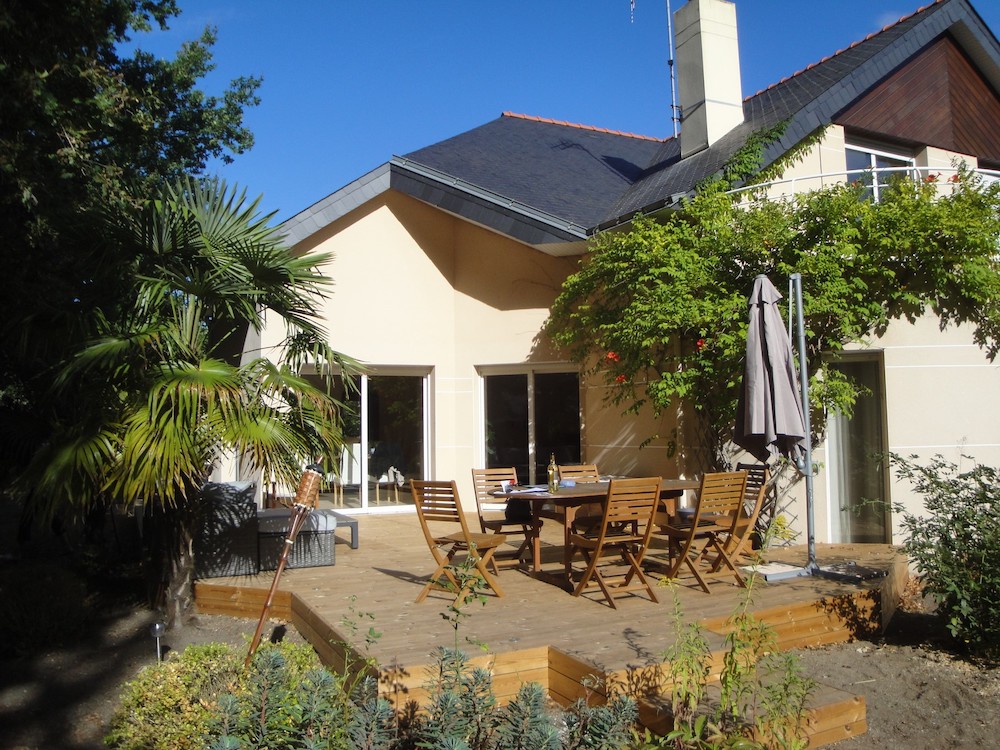 Terrasse en thermopin à Cornic