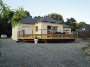 Terrasses sur poteaux à de La Roche-sur-Yon