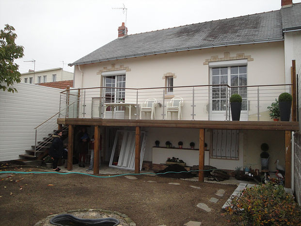 Terrasses sur poteaux à La Roche-sur-Yon