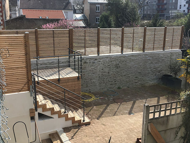 Terrasses sur poteaux proche de Challans