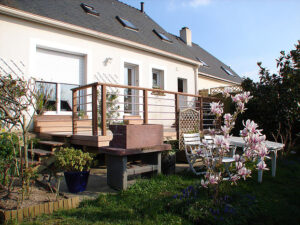 Pose de terrasse sur poteaux en Loire-Atlantique
