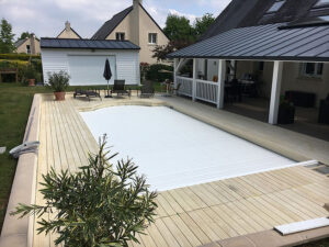 Terrasses tour de piscine proche de Nantes